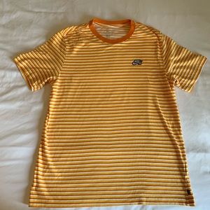 Nike SB Shirt